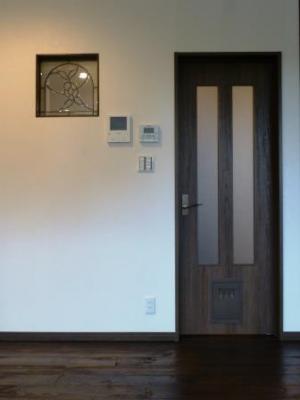 ネコちゃんのドアもあります！