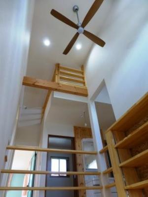 開放感たっぷりの吹抜け