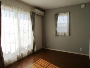 日当たりのよい寝室